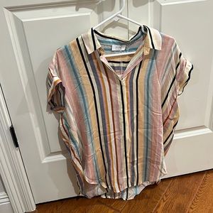 Multi colored size small top